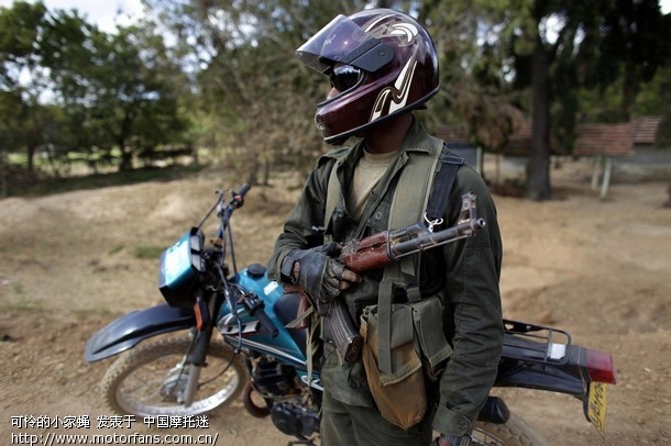 问个问题请教高手 是手刹好还是脚刹好 - 摩托